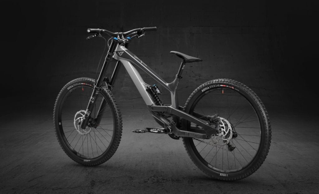 Yt Capra Custom