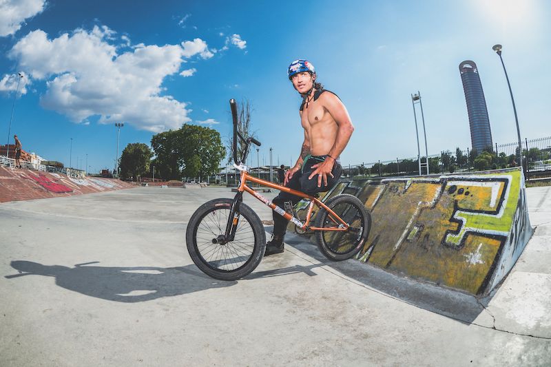 Julian Molina, BMX y superacion personal