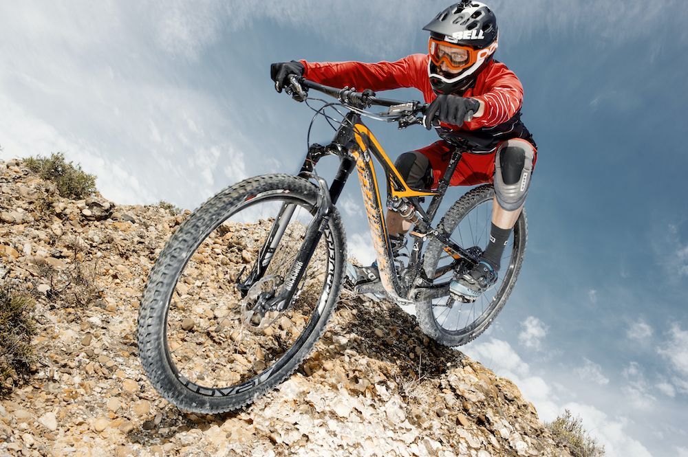 Specialized Camber Expert Carbon Evo 29